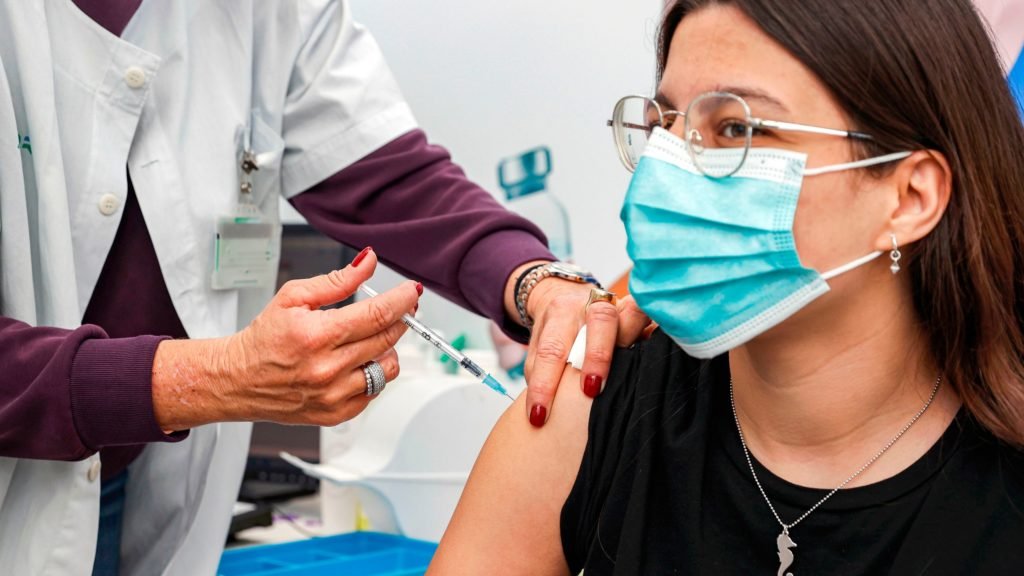 In Stage 1 Human Tests An Edible Cholera Vaccination Consisting Of Powdery Rice Proved To Be Safe